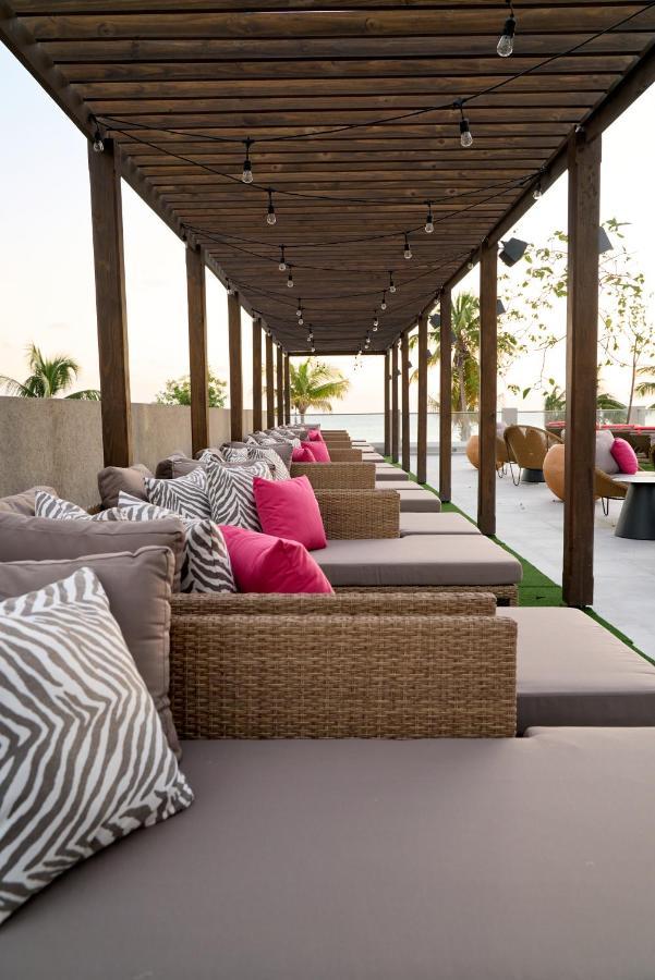 O2 Beach Club & Spa All Inclusive By Ocean Hotels Christ Church Bagian luar foto